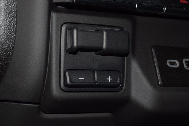 2025 Chevrolet Silverado 3500 HD Chassis Cab Work Truck - 22966004 - 28