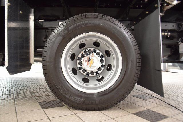 2025 Chevrolet Silverado 3500 HD Chassis Cab Work Truck - 22975763 - 16