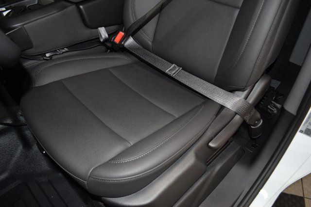 2025 Chevrolet Silverado 3500 HD Chassis Cab Work Truck - 22975763 - 33