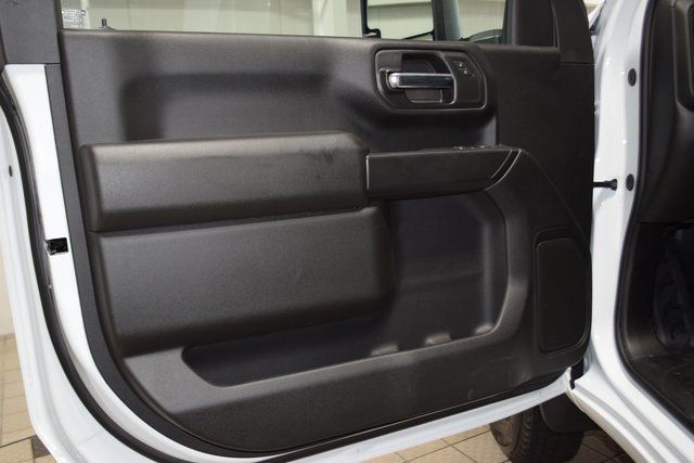 2025 Chevrolet Silverado 3500 HD Chassis Cab Work Truck - 22975763 - 34