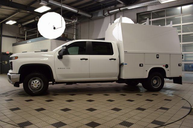 2025 Chevrolet Silverado 3500 HD Chassis Cab Work Truck - 22975764 - 2