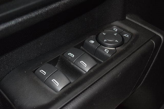 2025 Chevrolet Silverado 3500 HD Chassis Cab Work Truck - 22975764 - 39