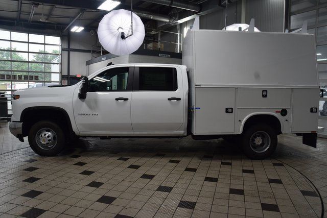 2025 Chevrolet Silverado 3500 HD Chassis Cab Work Truck - 22975765 - 2