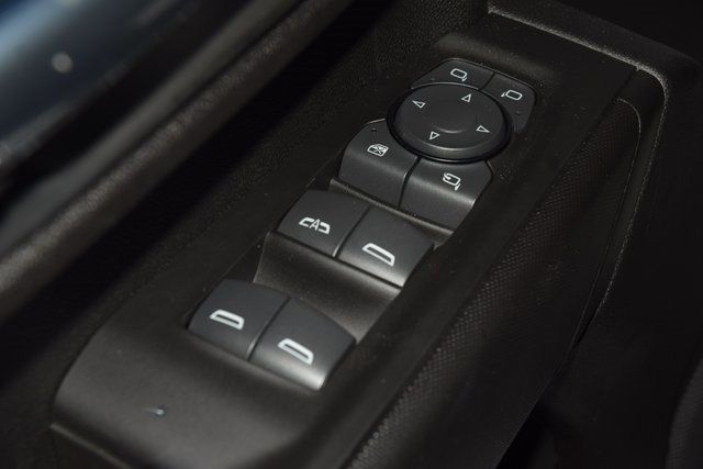 2025 Chevrolet Silverado 3500 HD Chassis Cab Work Truck - 22975765 - 35