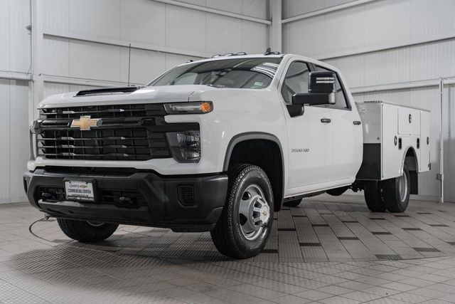 2025 Chevrolet Silverado 3500 HD Chassis Cab Work Truck - 22975766 - 1
