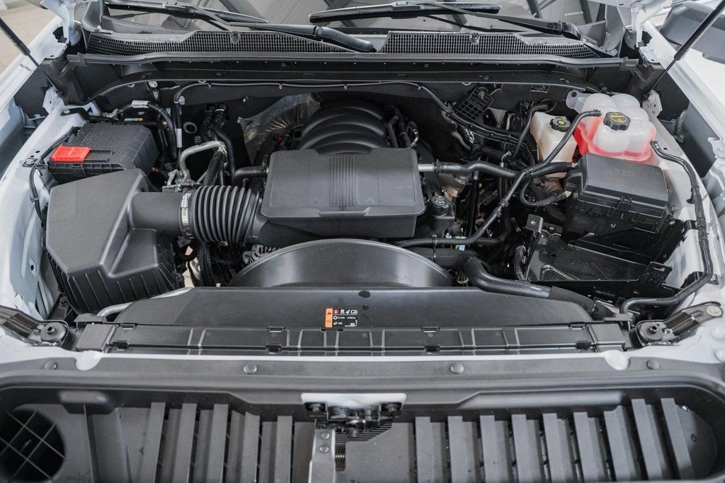 2025 Chevrolet Silverado 3500 HD Chassis Cab Work Truck - 22975766 - 19