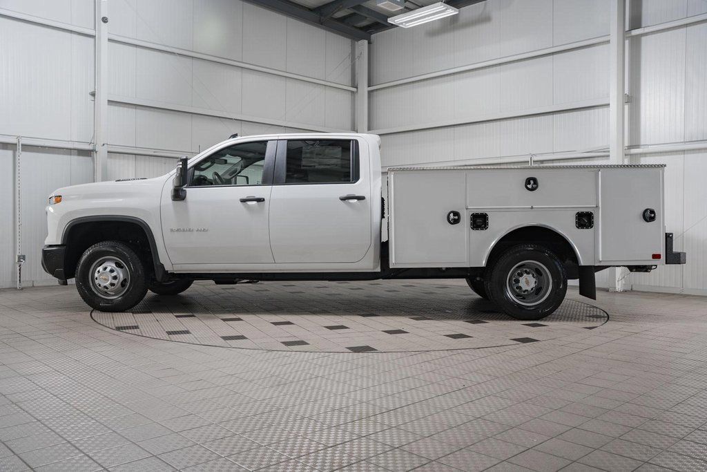 2025 Chevrolet Silverado 3500 HD Chassis Cab Work Truck - 22975766 - 2