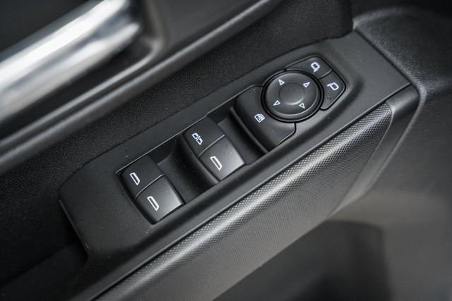 2025 Chevrolet Silverado 3500 HD Chassis Cab Work Truck - 22975766 - 35