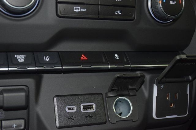 2025 Chevrolet Silverado 3500 HD Chassis Cab Work Truck - 22979960 - 33