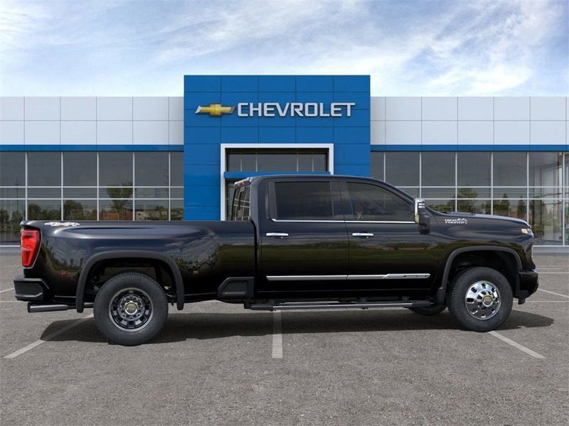 2025 Chevrolet Silverado 3500HD 4WD Crew Cab 172" High Country - 22585597 - 29