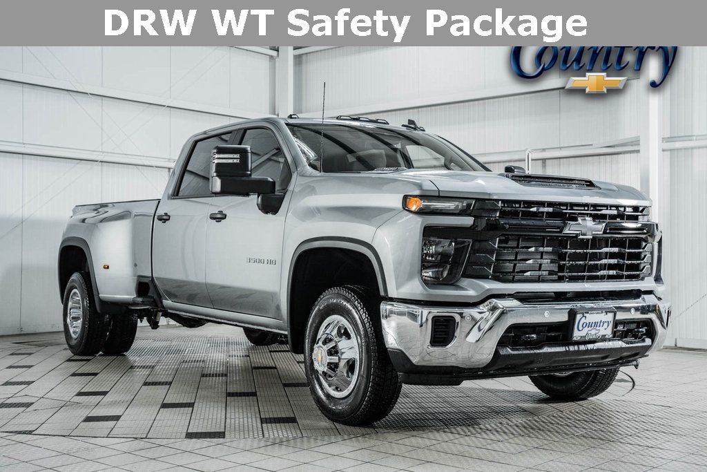 2025 Chevrolet Silverado 3500HD 4WD Crew Cab 172" Work Truck - 22579039 - 0