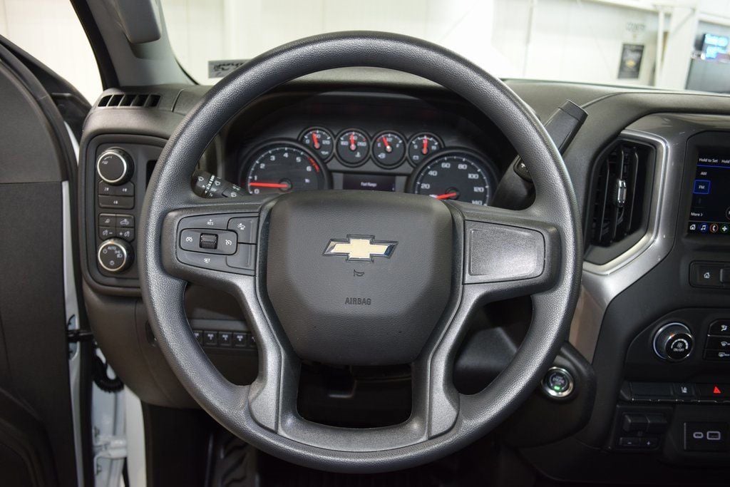 2025 Chevrolet Silverado 3500HD 4WD Double Cab 162" Work Truck - 22868313 - 35