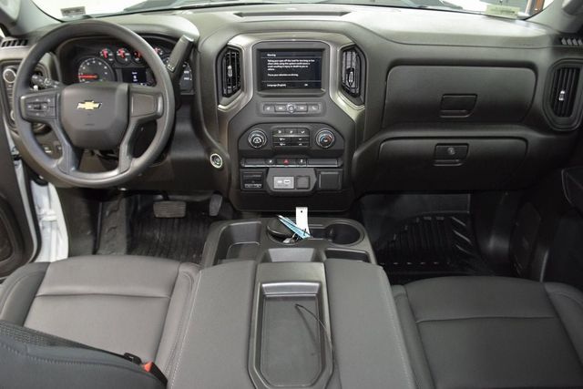 2025 Chevrolet Silverado 3500HD 4WD Double Cab 162" Work Truck - 22868314 - 28