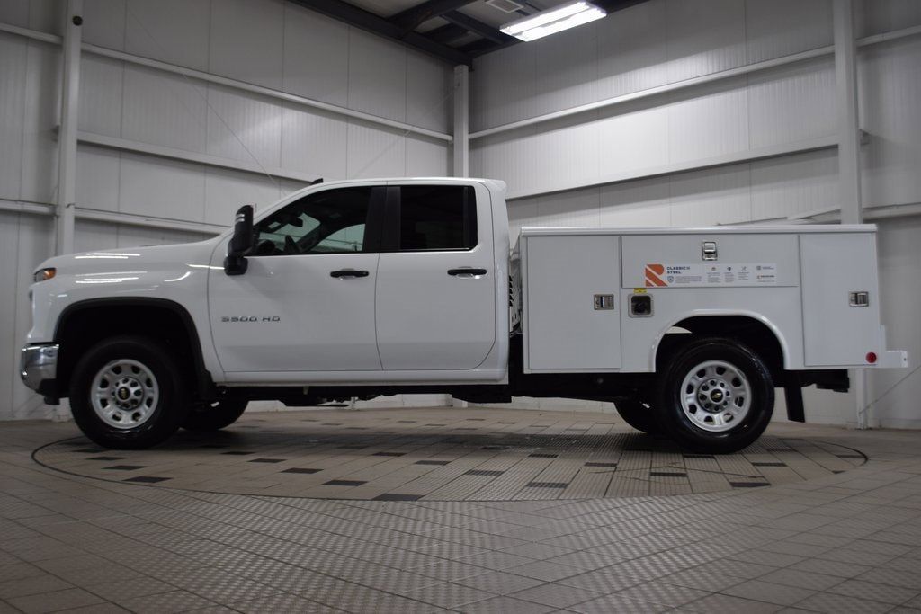 2025 Chevrolet Silverado 3500HD Work Truck photo 4