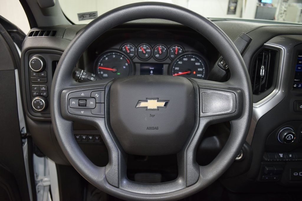 2025 Chevrolet Silverado 3500HD 4WD Double Cab 162" Work Truck - 22868317 - 36