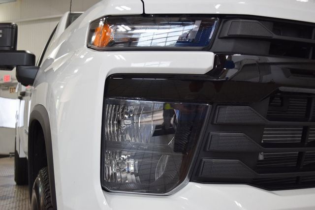 2025 Chevrolet Silverado 3500HD 4WD Double Cab 162" Work Truck - 22945236 - 11