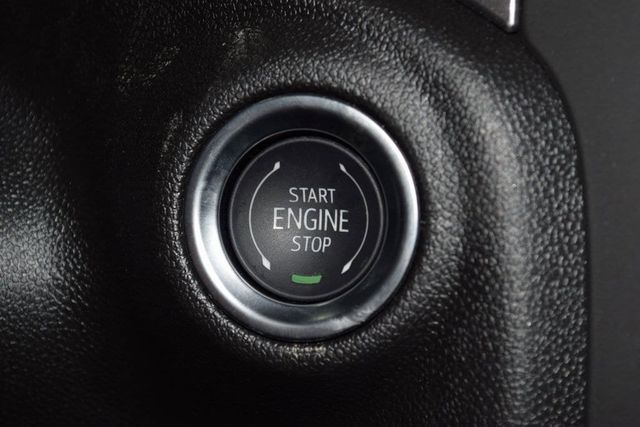 2025 Chevrolet Silverado 3500HD 4WD Double Cab 162" Work Truck - 22945236 - 33