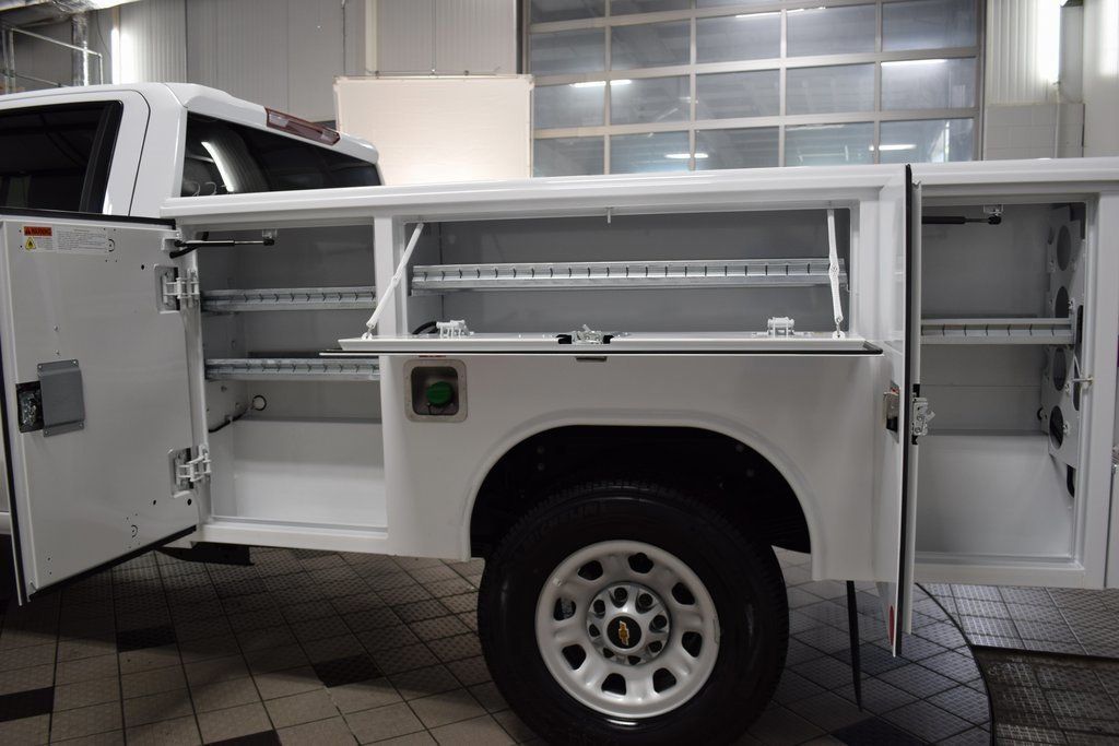 2025 Chevrolet Silverado 3500HD 4WD Double Cab 162" Work Truck - 22949684 - 50