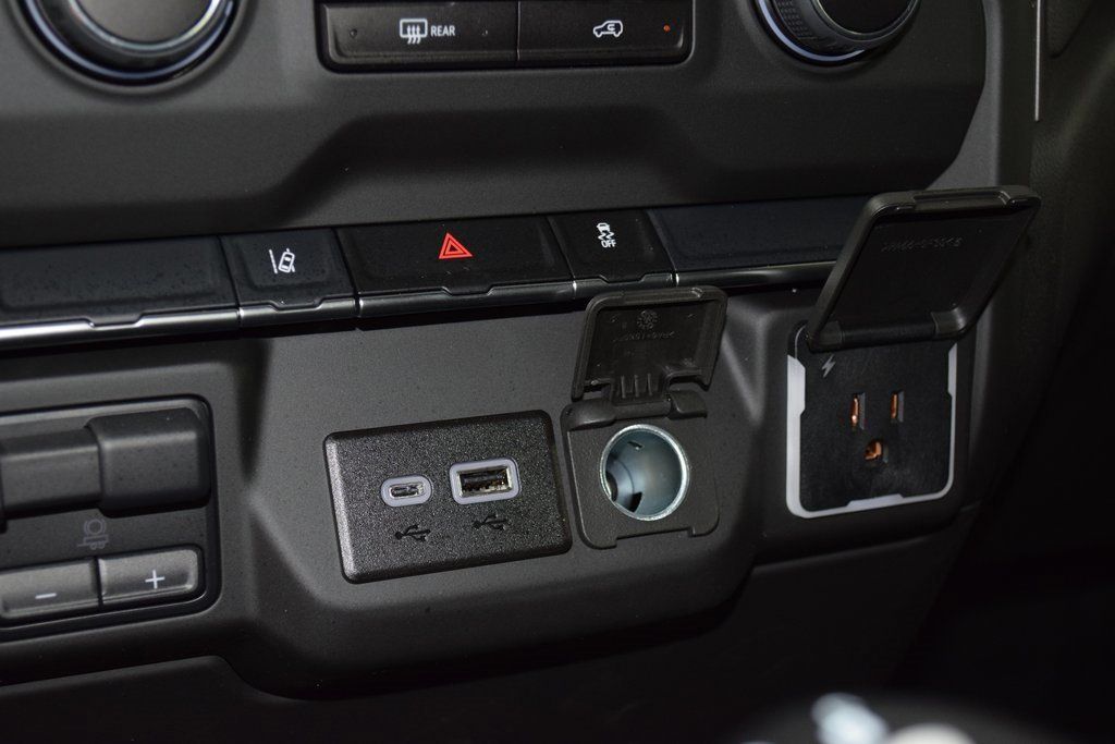 2025 Chevrolet Silverado 3500HD 4WD Double Cab 162" Work Truck - 22959310 - 30