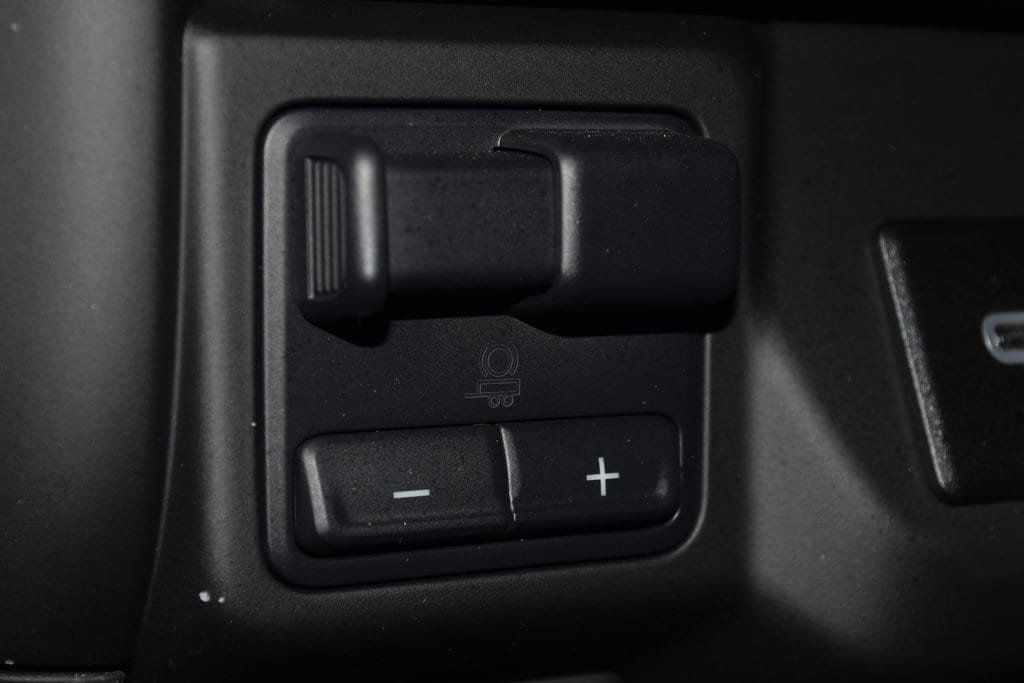 2025 Chevrolet Silverado 3500HD 4WD Double Cab 162" Work Truck - 22959310 - 31