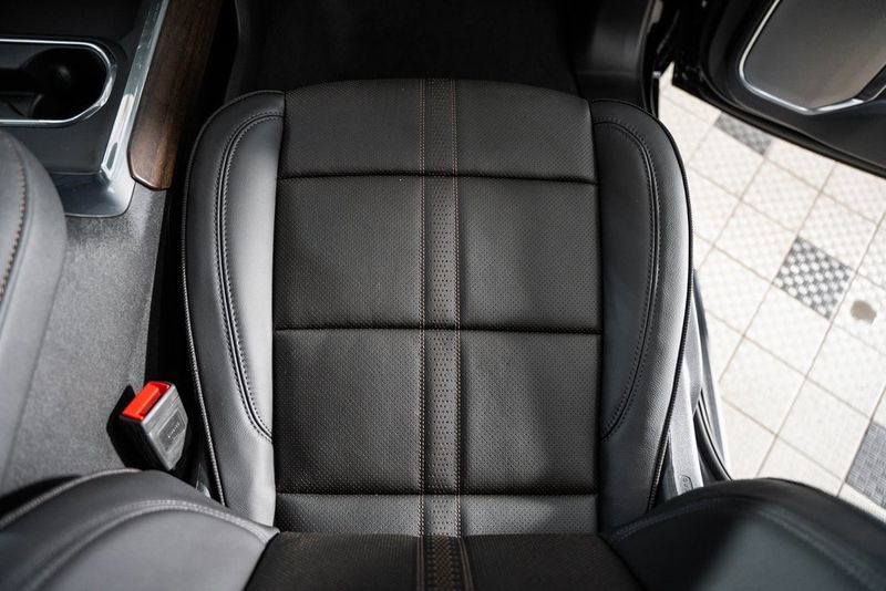 2025 Chevrolet Silverado 3500HD High Country DRW - 22868309 - 31