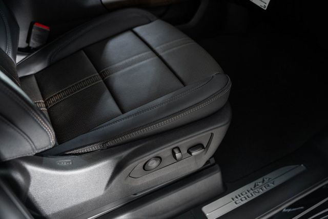 2025 Chevrolet Silverado 3500HD High Country DRW - 22868309 - 33