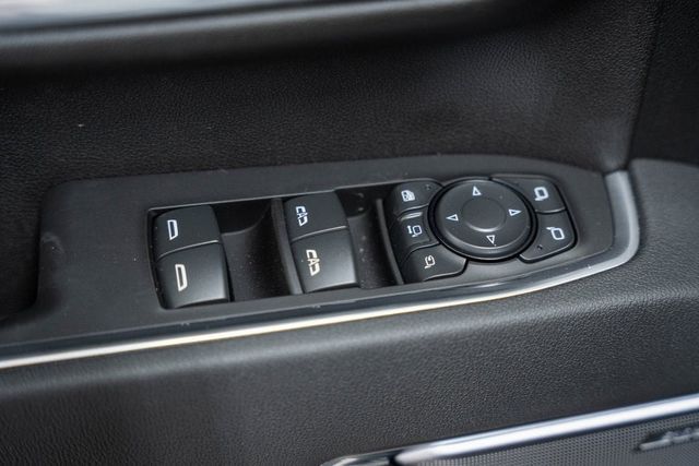 2025 Chevrolet Silverado 3500HD High Country DRW - 22868309 - 36