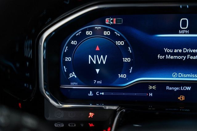 2025 Chevrolet Silverado 3500HD High Country DRW - 22868309 - 40