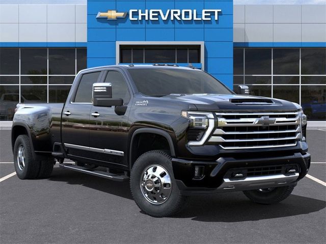 2025 Chevrolet Silverado 3500HD High Country DRW - 22868309 - 56