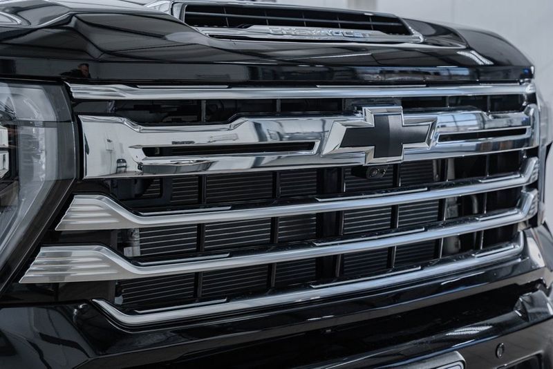 2025 Chevrolet Silverado 3500HD High Country DRW - 22868309 - 8