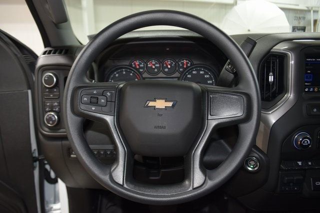 2025 Chevrolet Silverado 3500HD CC  - 22868328 - 30