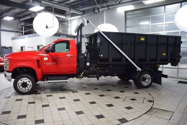 2025 Chevrolet Silverado 6500HD Work Truck photo 3