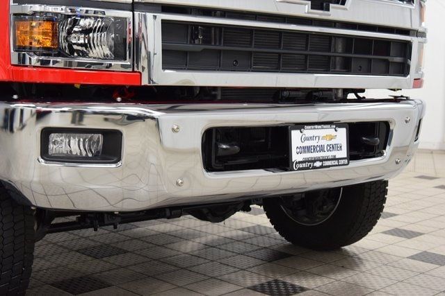 2025 Chevrolet Silverado 6500HD Work Truck photo 6