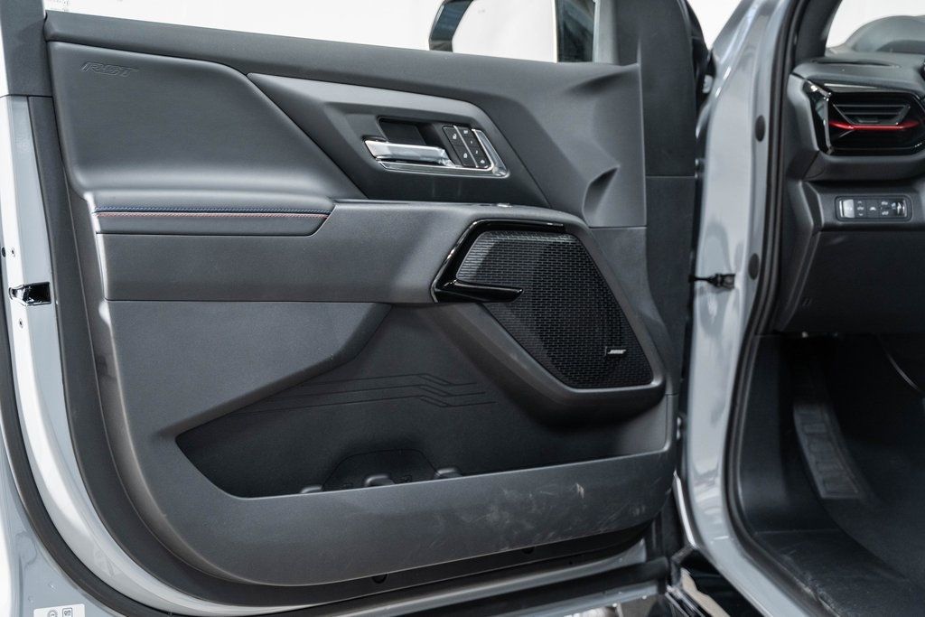 2025 Chevrolet Silverado EV e4WD Crew Cab Extended Range RST - 22812539 - 33