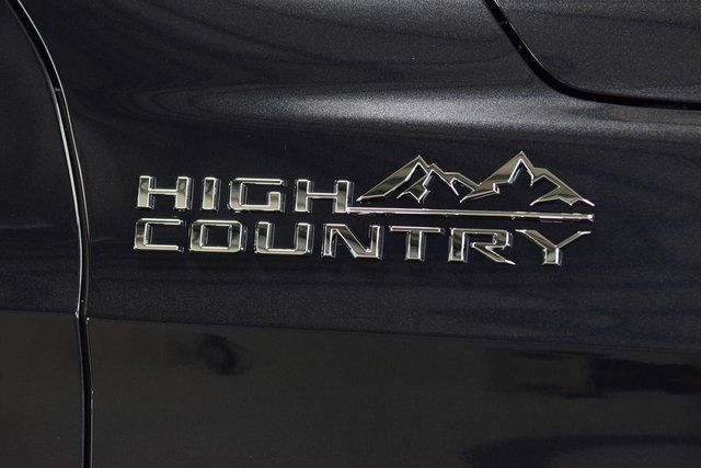 2025 Chevrolet Suburban 4WD 4dr High Country - 22900009 - 15