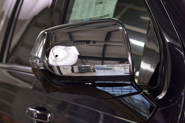 2025 Chevrolet Suburban 4WD 4dr Premier - 22899983 - 15