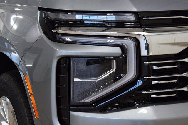 2025 Chevrolet Suburban 4WD 4dr Premier - 22900044 - 11