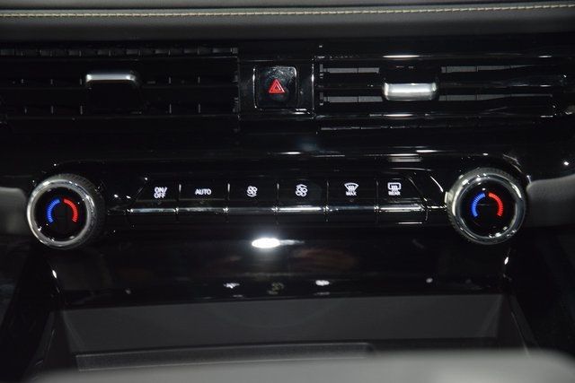 2025 Chevrolet Suburban 4WD 4dr Premier - 22900044 - 32