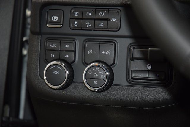 2025 Chevrolet Suburban 4WD 4dr Premier - 22900044 - 34