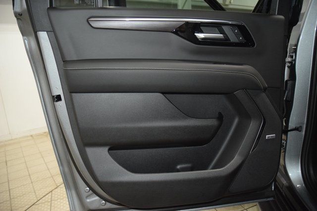 2025 Chevrolet Suburban 4WD 4dr Premier - 22900044 - 43