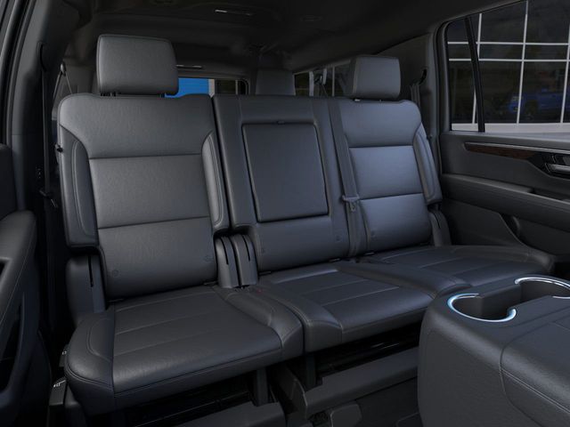 2025 Chevrolet Suburban LT - 23076767 - 16