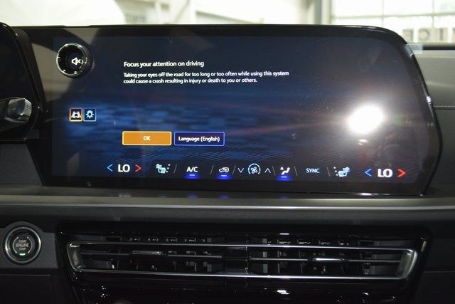 2025 Chevrolet Traverse AWD 4dr LT w/2LT - 22879328 - 25