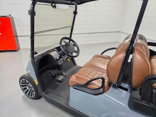 2025 E-Z-GO RXV 2+2 ELiTE 2.2  - 22967872 - 9