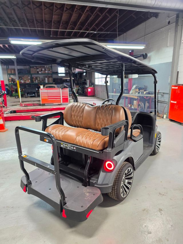 2025 E-Z-GO RXV 2+2 ELiTE 4.2 TWIN PACK  - 22967889 - 6