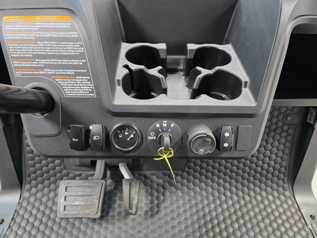 2025 E-Z-GO VALOR 4  - 22967890 - 13