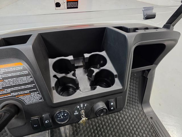 2025 E-Z-GO VALOR 4  - 22967907 - 16