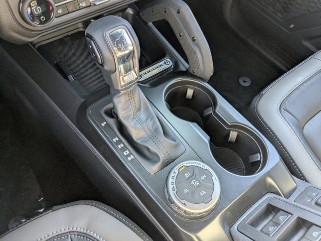 2025 Ford Bronco Outer Banks 4 Door 4x4 - 22939307 - 23