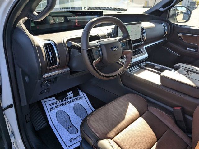 2025 Ford Expedition King Ranch 4x4 - 22923874 - 16
