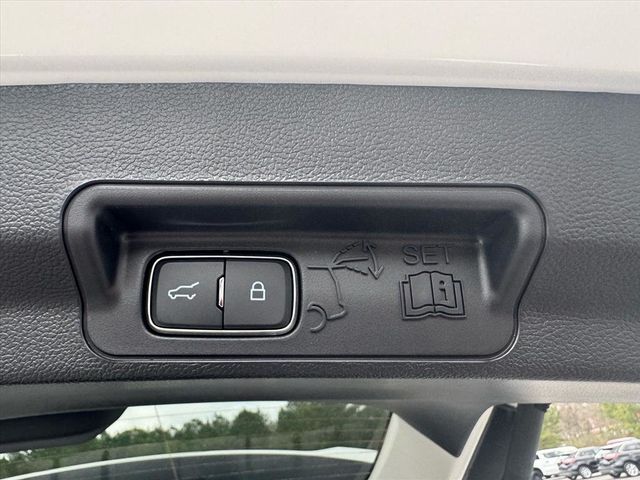 2025 Ford Explorer Active 4WD - 22953684 - 32