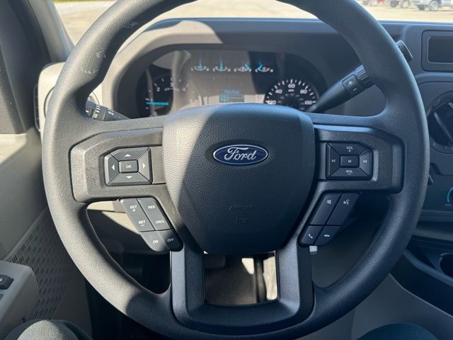 2025 Ford E-Series Cutaway E-450 SD - 22942313 - 11